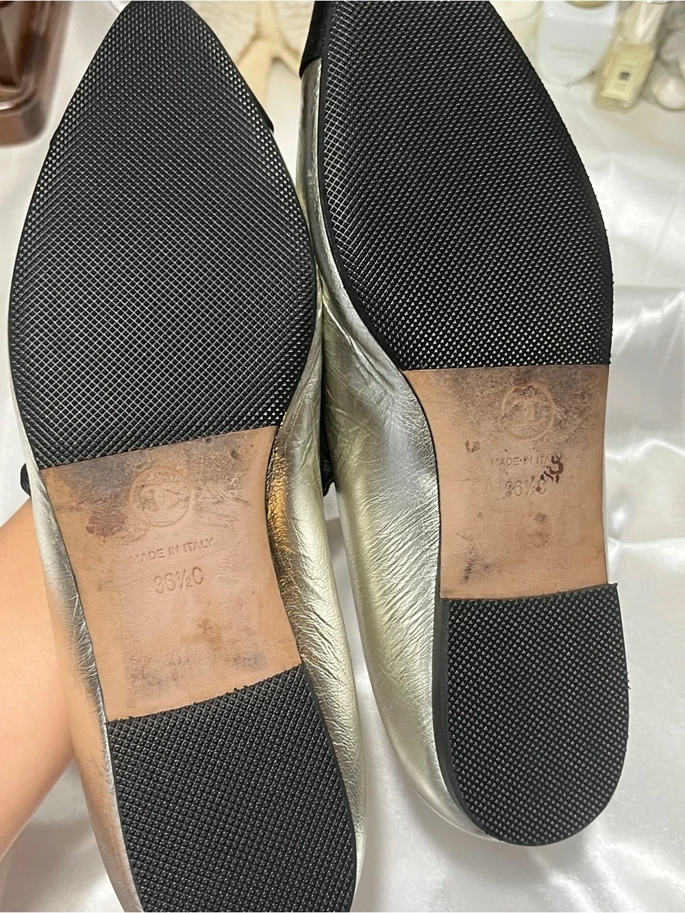 CHANEL Silver Metallic Leather Ballet Flats with Black Cap Toe